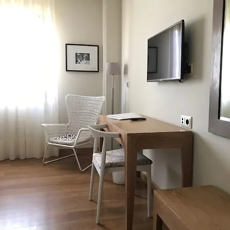 Hotel Entredos Guijuelo Esterno foto