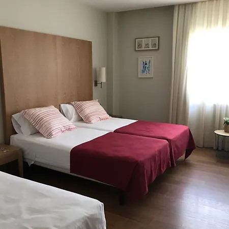 Hotel Entredos Guijuelo Esterno foto